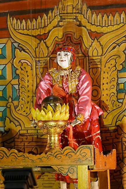 Pagan-diner marionnettes-002